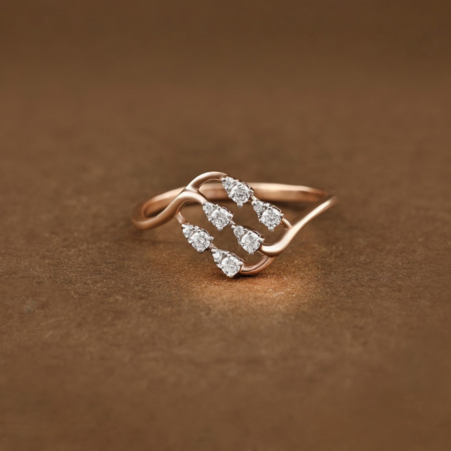 Diamond RING With 1.498 Gms of 18 Kt Gold and 0.132 Cts of Certified Natural Diamonds Code: MJ26RG658