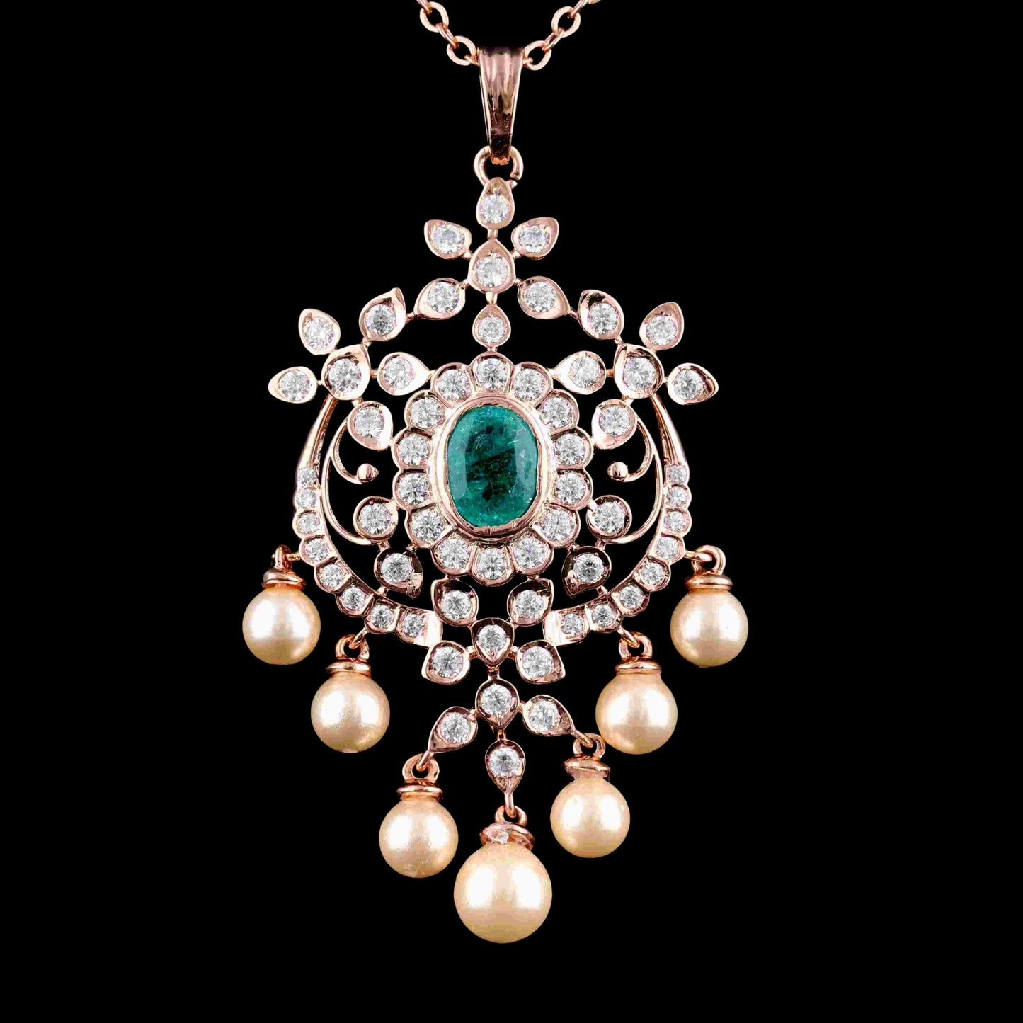 Diamond PENDANT With 7.031 Gms of 18 Kt Gold and 1.763 Cts of Certified Natural Diamonds Code: MJ26PND38