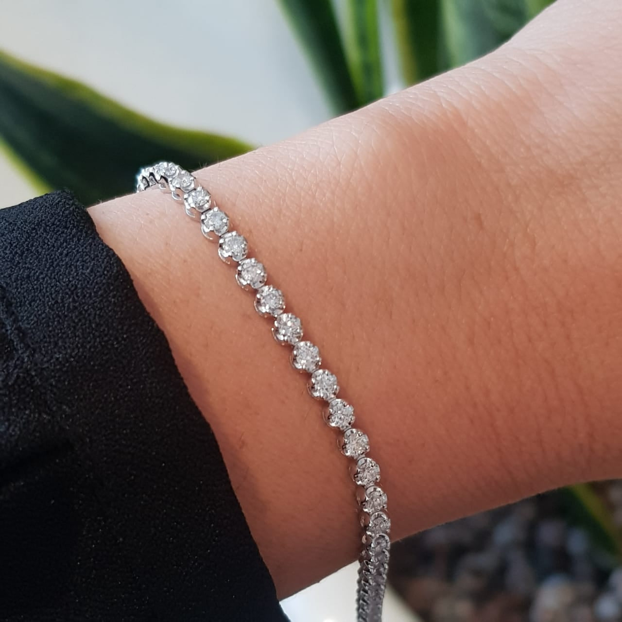 18 Karat Diamond Tennis Bracelet _ 5 Gms 18 Kt Gold 1 Carat VS-SI , GH Color Diamond