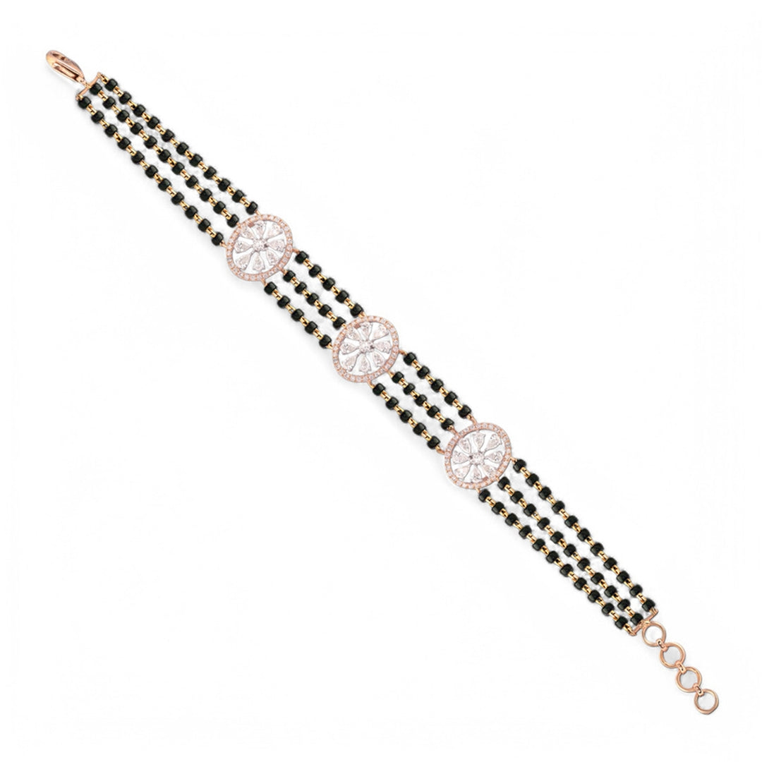 18 KT DIAMOND HAND MANGALSUTRA 7.684 Gms - MJ25MS87