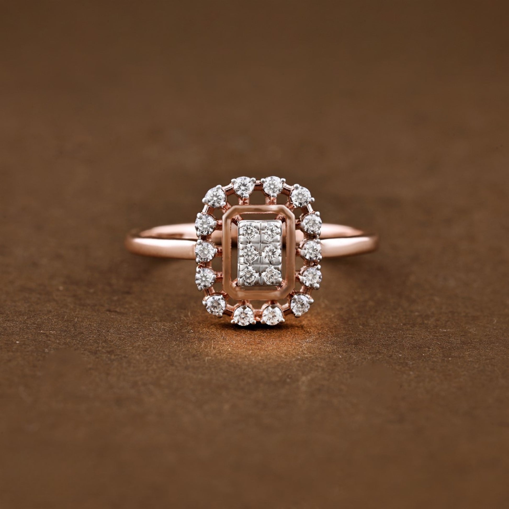 Diamond RING With 2.227 Gms of 18 Kt Gold and 0.24 Cts of Certified Natural Diamonds Code: MJ26RG628
