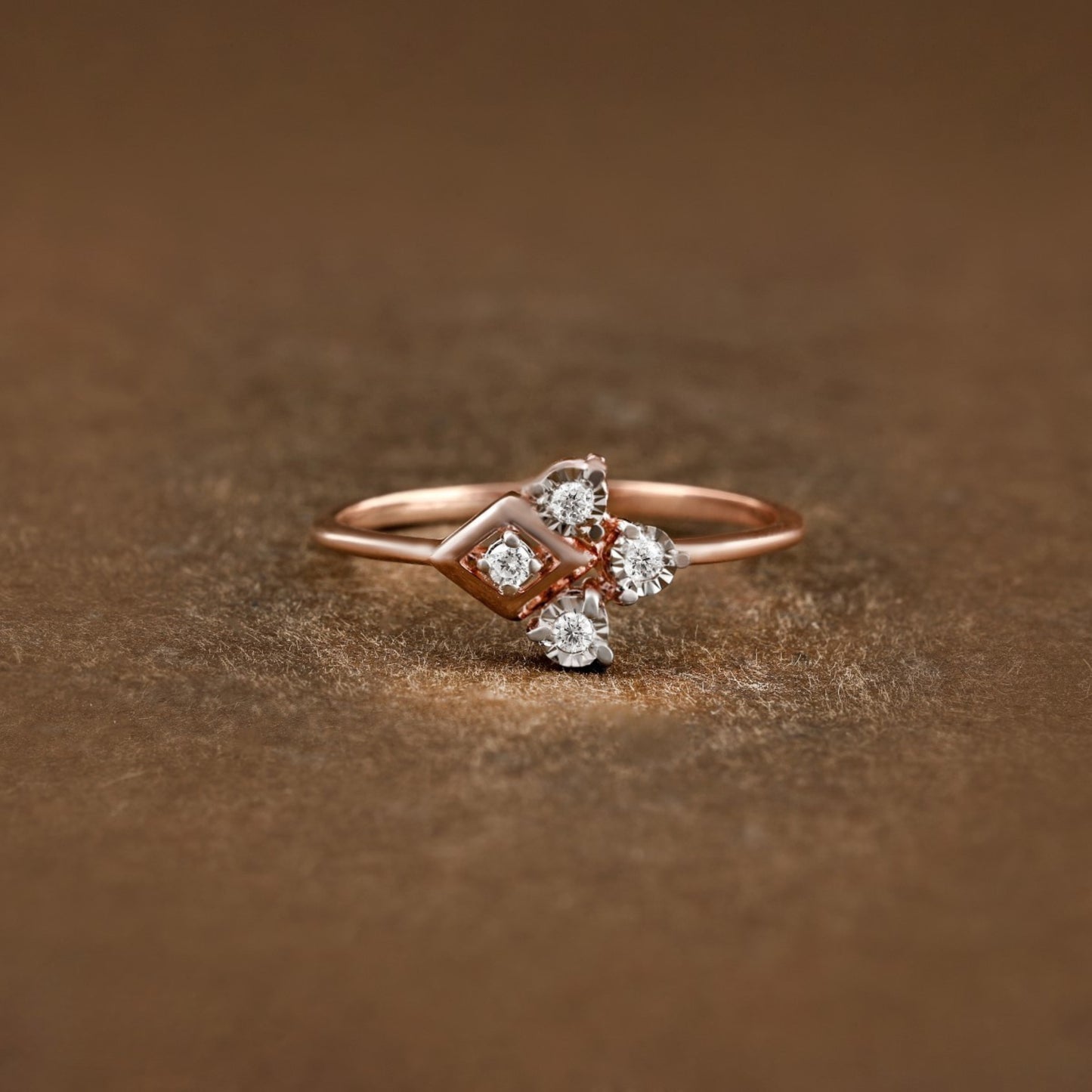 Diamond RING With 1.254 Gms of 18 Kt Gold and 0.054 Cts of Certified Natural Diamonds Code: MJ26RG640