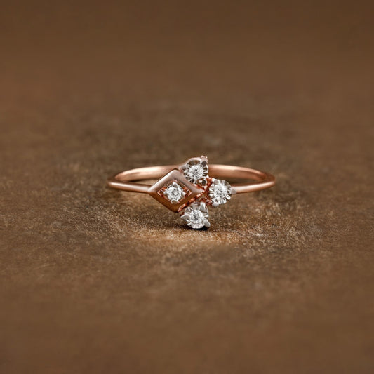 Diamond RING With 1.254 Gms of 18 Kt Gold and 0.054 Cts of Certified Natural Diamonds Code: MJ26RG640