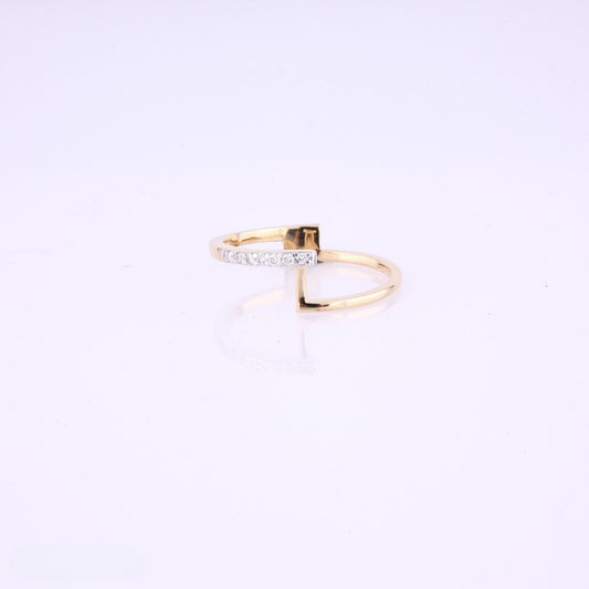 Diamond RING With 1.408 Gms of 18 Kt Gold and 0.056 Cts of Certified Natural Diamonds Code: MJ26RG633