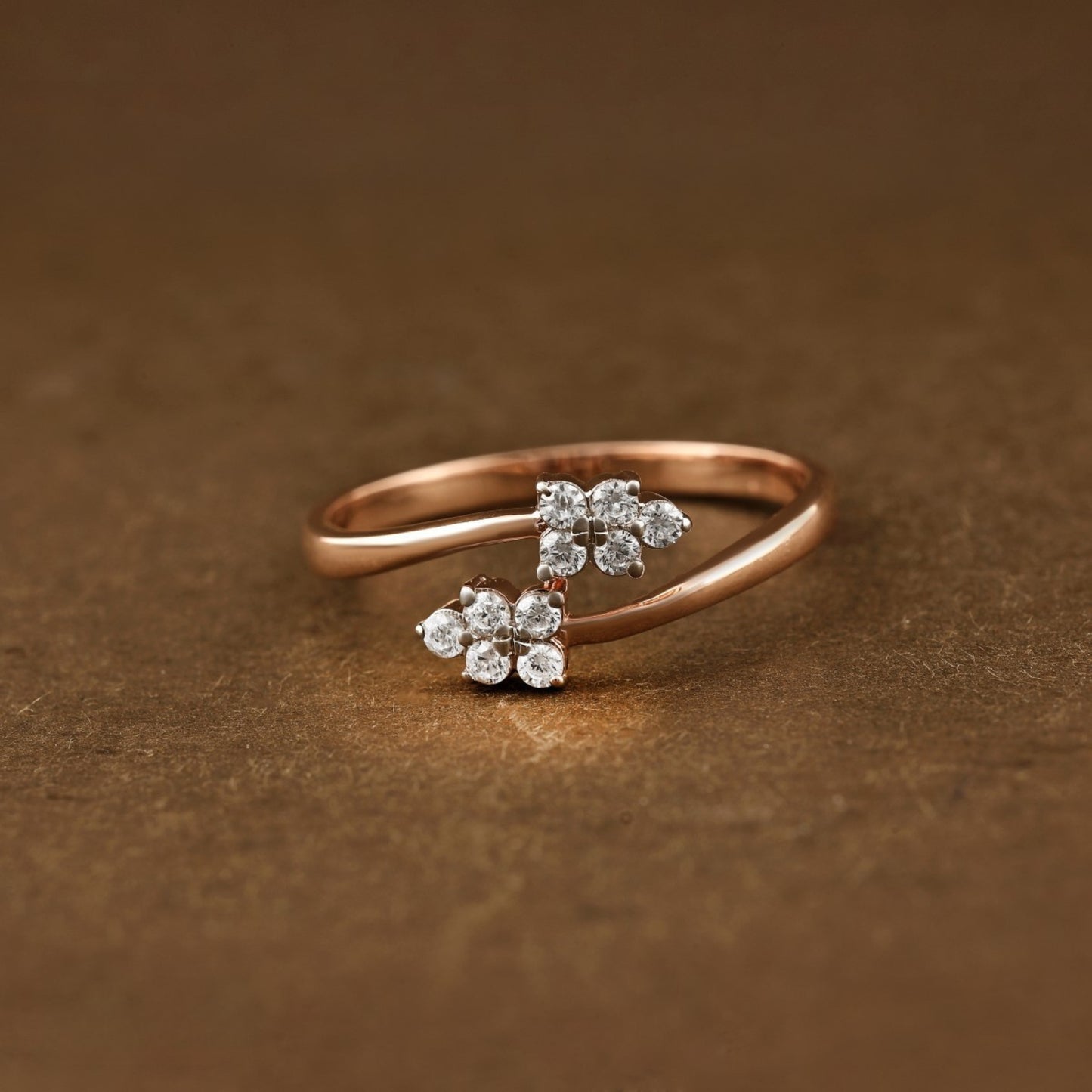 Diamond RING With 2.022 Gms of 18 Kt Gold and 0.18 Cts of Certified Natural Diamonds Code: MJ26RG626