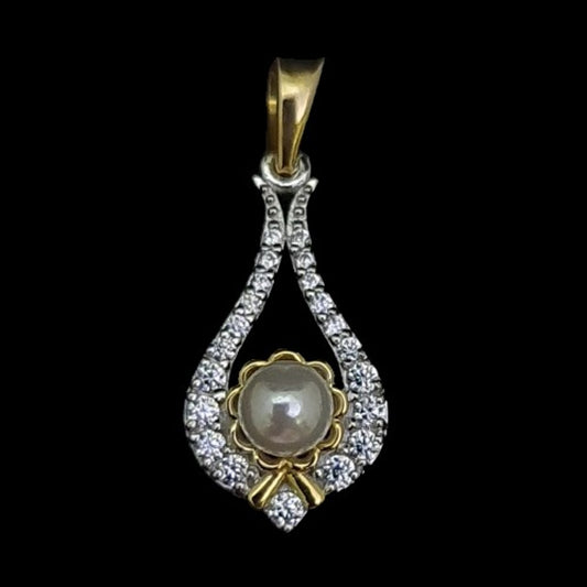 18 KT DIAMOND PENDANT 1.93 Gms - MJ25PD223