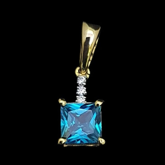 18 KT DIAMOND PENDANT 0.91 Gms - MJ25PD336