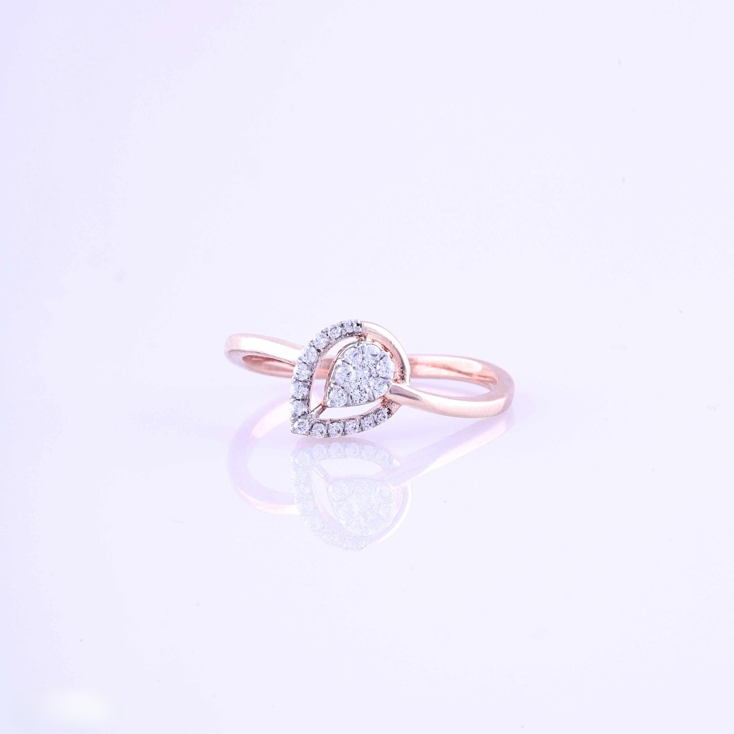 Diamond RING With 2.304 Gms of 18 Kt Gold and 0.15 Cts of Certified Natural Diamonds Code: MJ26RG643